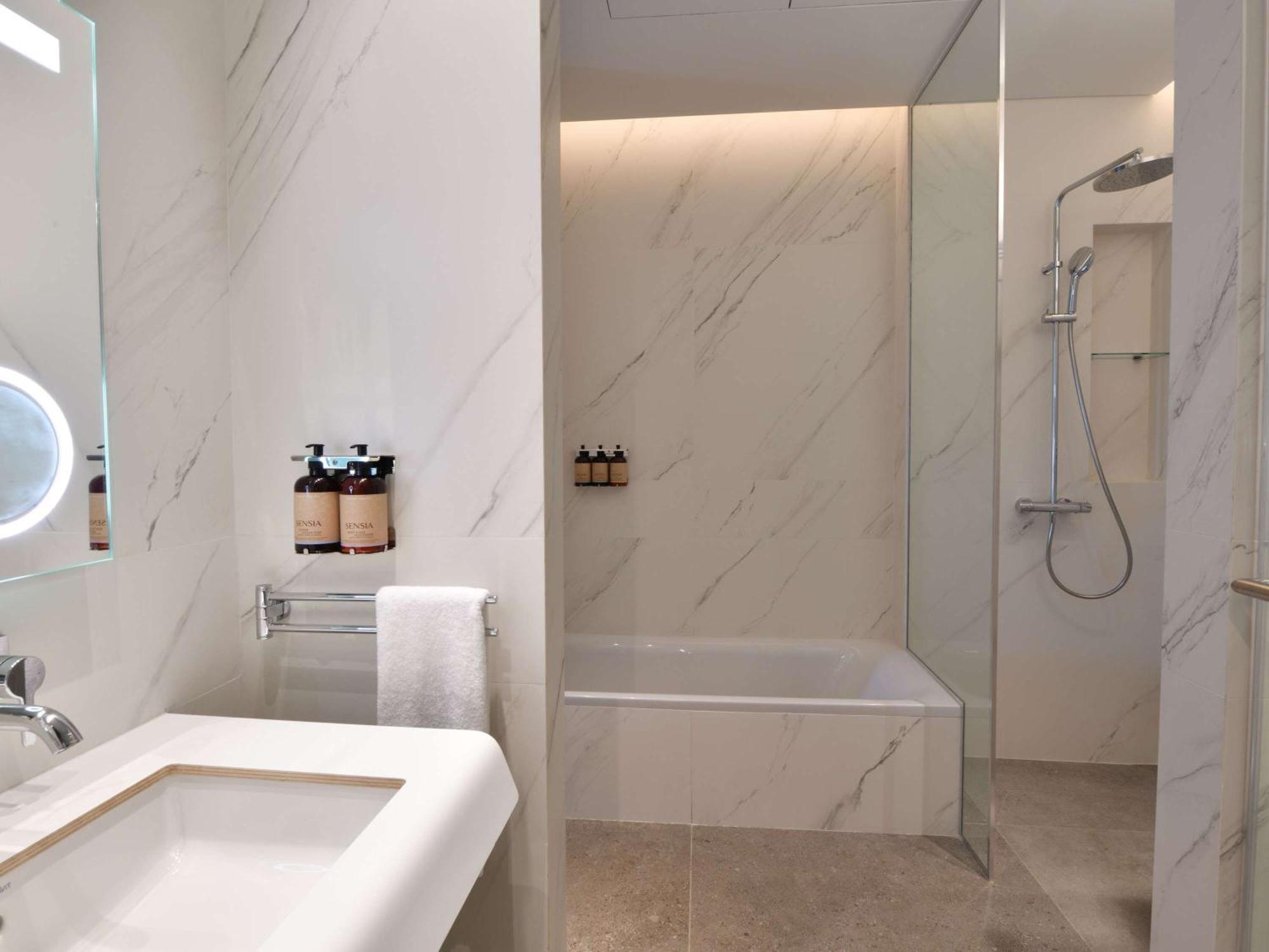 Novotel Abidjan Marcory Экстерьер фото